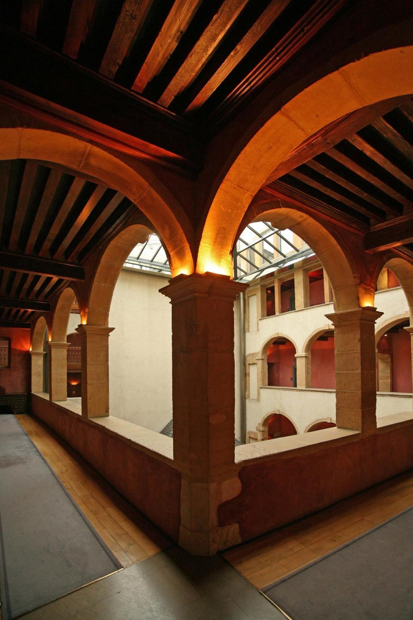 Cour Des Loges Lyon, A Radisson Collection Hotel Exteriör bild