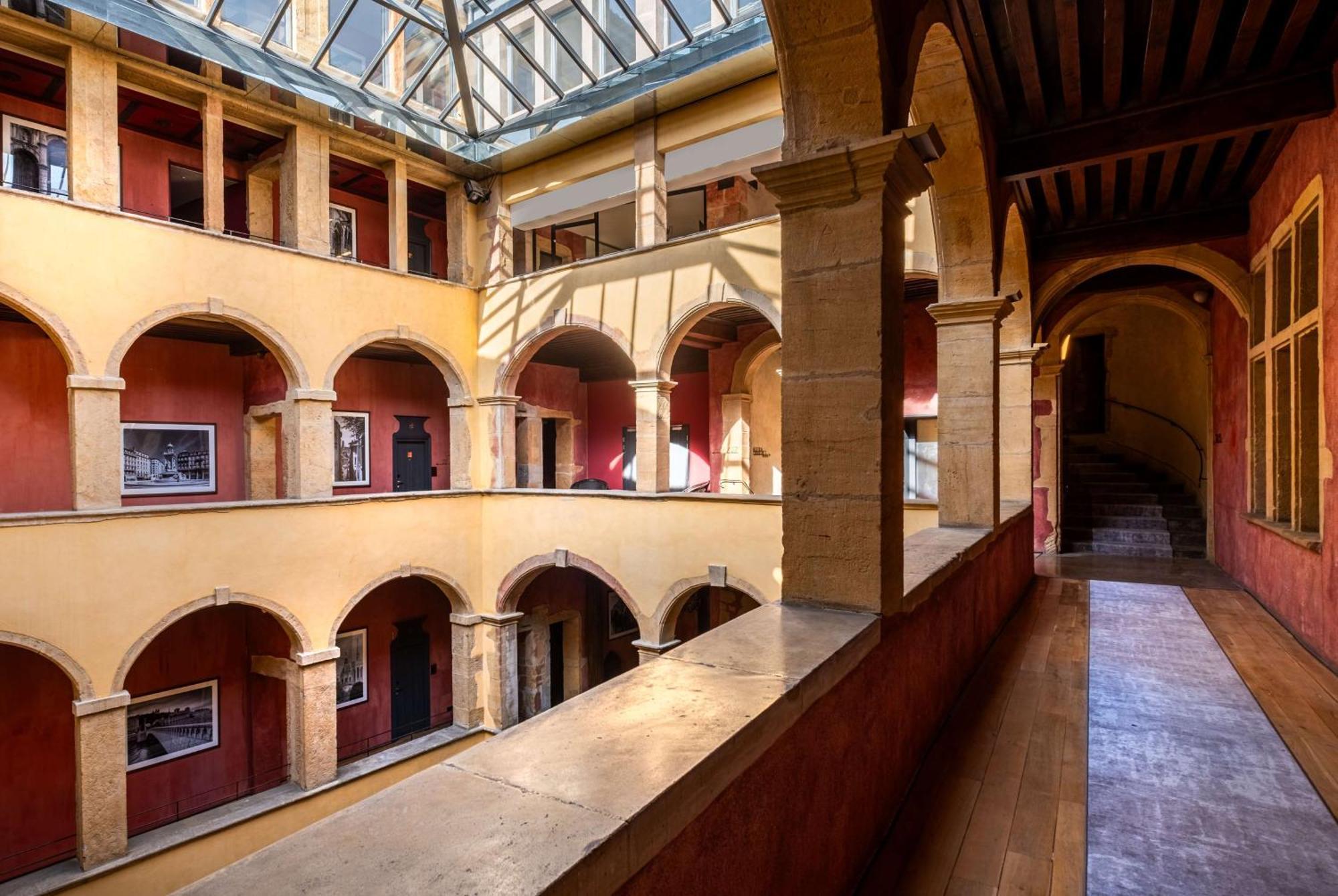 Cour Des Loges Lyon, A Radisson Collection Hotel Exteriör bild